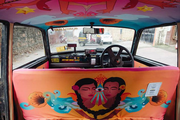 Mumbai Taxi make over on Pakistan Independence day 